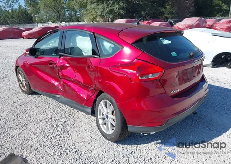 2017 Ford Focus Se z USA, uszkodzony, nr VIN 1FADP3K23HL241998